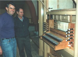 Orgel im Aufbau